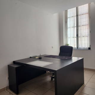 Bureau privé 11 m² 2 postes Location bureau Rue Vacon Marseille 13001 - photo 2